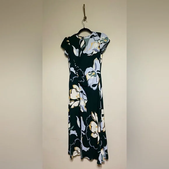 Reformation Frasier Dress in Lyra Print - Picture 4 of 9